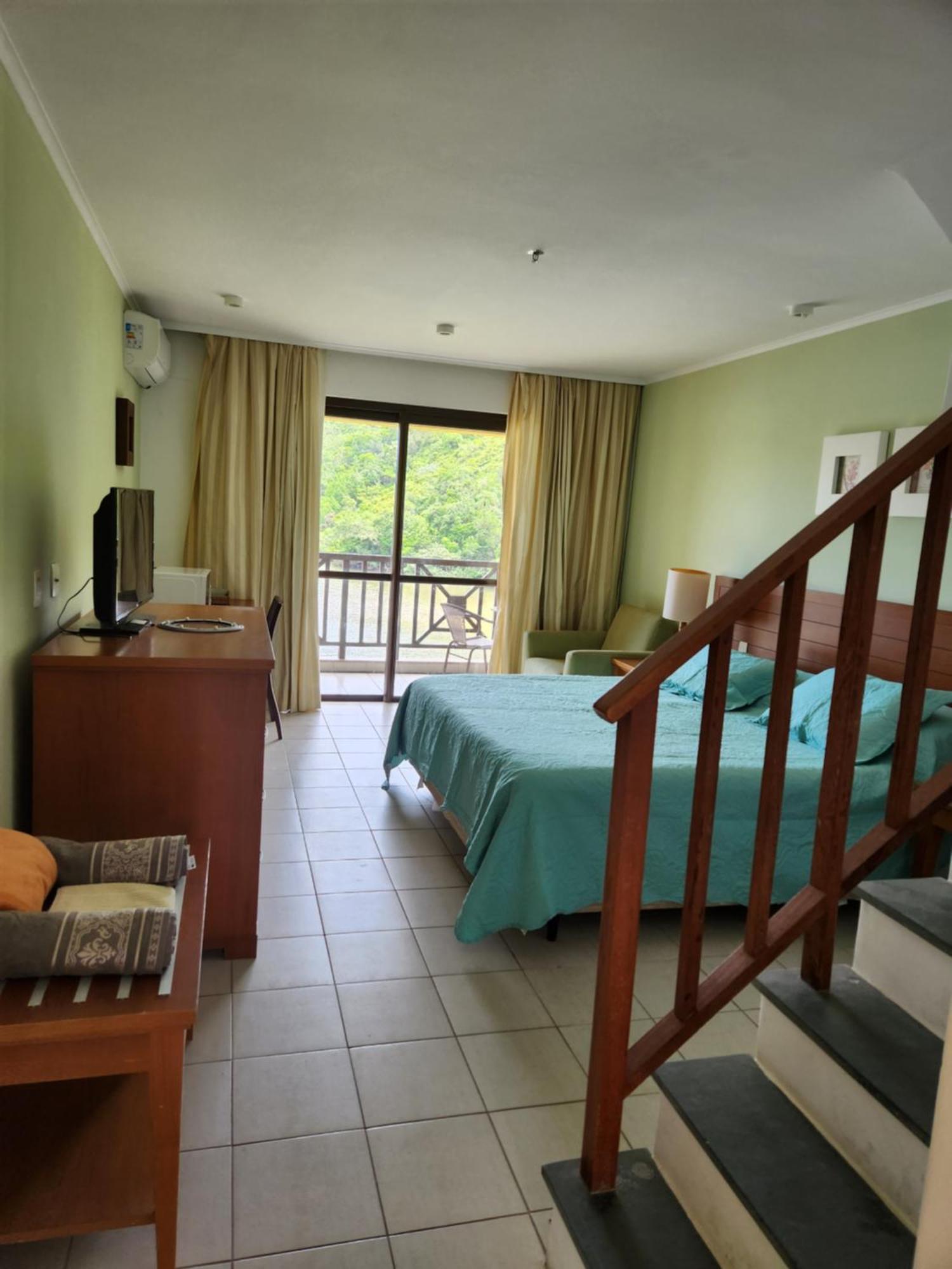 Flat Particular No Resort Em 安格拉杜斯雷斯 外观 照片